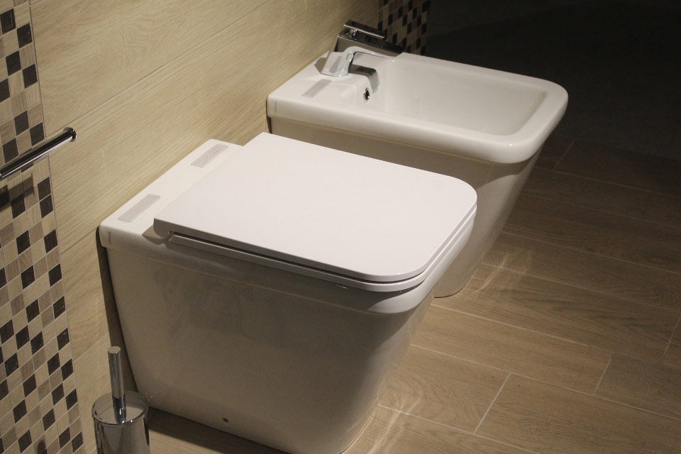 Colocación de sanitarios